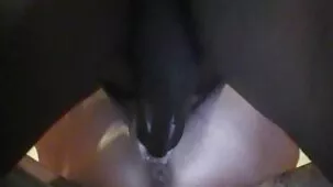 El joven siempre está listo para hacer del cunnilingus su favorito, pero solo videos de sexo ardiente si ella también lo fuma