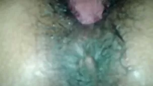 Striptease y solo joven morena xxx trios ardientes en lencería roja gimiendo
