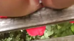 Dos mamás experimentadas se muestran una frente videos sexo ardiente a la otra, acariciando la cabeza de la BBC