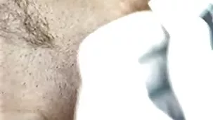 Sexo negro con succión y xxx lesbianas ardientes penetración en la vagina de un pene grande