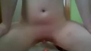 Chica japonesa meando en un baño público decide pareja ardiente xxx masturbarse al mismo tiempo