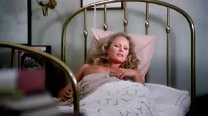 Juguete sexual rubia rusa videos ardientes xxx de culo preparado, para follarla ahorcada