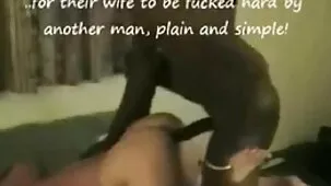 Las chicas delgadas xxx lesvianas ardientes fueron increíblemente afortunadas con un pene para dos
