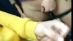 Compilación de videos ardientes xxx video sobre una rubia en miniatura, a la que los chicos se corren constantemente dentro