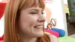A la esposa xxx lesvianas ardientes a veces le gusta masturbar la polla de una mujer entre sus enormes leches