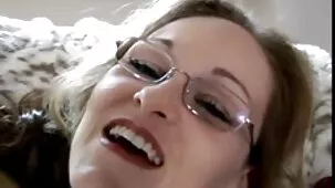 Durmiendo con una chica de 18 años con grandes tetas videos pornos chicas ardientes naturales