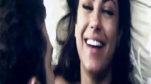 Cool videos ardientes xxx besó a su chica roja con cáncer y se acostó de costado