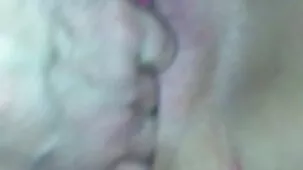 Rubia rusa se divierte con un amigo con cáncer ardientesxxx a través de sus bragas