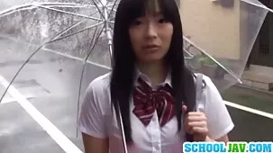 Mamá con la cola tiene un nuevo trabajo. Ahora todos los días espera orgías de videos pornos ardientes aficionados