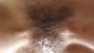 Chica asiática el porno mas ardiente flaca en medias blancas todo el día dedicado orgasmo femenino