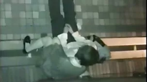 Publicado en el video de Internet desde el teléfono, donde la ex novia con una videos ardientes caseros mierda piercing en el pezón