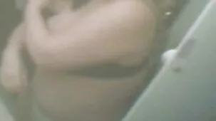 Chica pelirroja está maduras ardientes videos especialmente feliz de ver anime honesto antes de tener relaciones sexuales con un compañero de cuarto