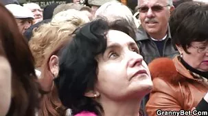 Vídeos recopilatorios con pezones regordetes masturbándose delante de CÁMARAS pareja ardiente xxx