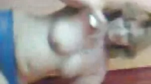¿Son colegialas mexicanas ardientes mejores las gafas ? Mujer madura se prepara para el juego de roles con su joven pareja