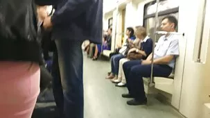Le ofrecieron a un autoestopista gordo un viaje videos pornos ardientes gratis y una gran montaña de sexo