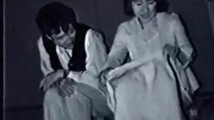 Estricta amante en delicadas polainas Strapon chico todos videos sexo ardiente los días