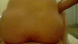 La esbelta morena finalmente se rindió al chico que jovenes ardientes xxx la había estado buscando durante mucho tiempo