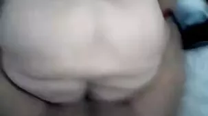 Zorra videos pornos mujeres ardientes tetona con los ojos vendados y doble golpeó