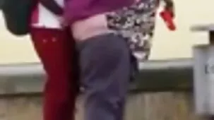 Sexo video ardientes lésbico dos chicas universitarias pervertidas justo después de clase