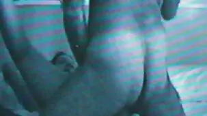La pasión amorosa jovenes ardientes xxx llevó a un niño a la cama a una famosa joven modelo con senos pequeños
