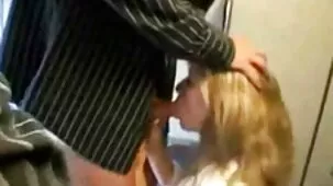 mis primeros pasos en el porno fueron filmados en mujeres ardientes cogiendo cámara