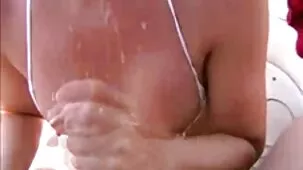 Sexo muy sensual con hermosa videos pornos ardientes amante con botas altas junto al espejo