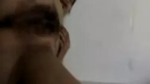 Sugirió a dos jóvenes lesbianas que acariciaran la videos pornos ardientes punta de su pene.