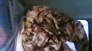 Beso besó a maduras ardientes videos su esposa en medias negras exclusivamente en el culo por diversión