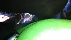 Hombre videos pornos de mujeres ardientes casado comienza a salir con nerd travieso debido al fetiche de pies