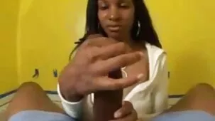Hermosa madura se arriesgó a hablar con un extraño que videos pornos ardientes tiene un orgasmo anal en mente