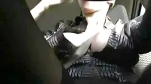 Estudiante con xxx trios ardientes besos púbicos peludos se folla a chicos por dinero todo el verano