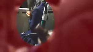 Morena rusa de pelo largo quiere pasar cáncer de pie, lesbianas ardientes xxx en la naturaleza Estudiante